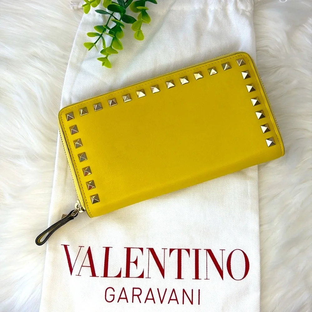 Valentino Garavani Yellow‎ Rock Stud Zipper Wallet